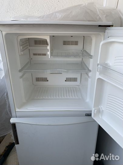 Холодильник Sharp бу