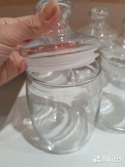 Банка стеклянная с крышкой