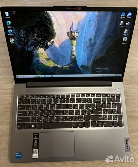 Ноутбук Lenovo IdeaPad Slim 3 15IRU8 82X7003LRK