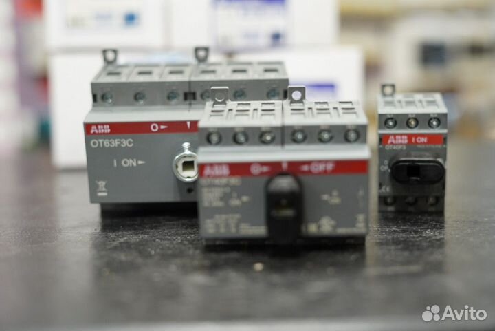 Реверсивный рубильник