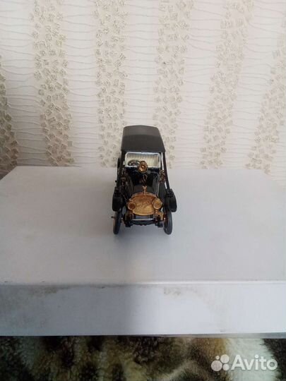 Детские железные машинки