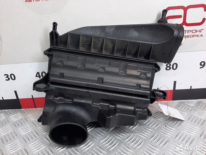 Корпус воздушного фильтра Mercedes-Benz E-Класс