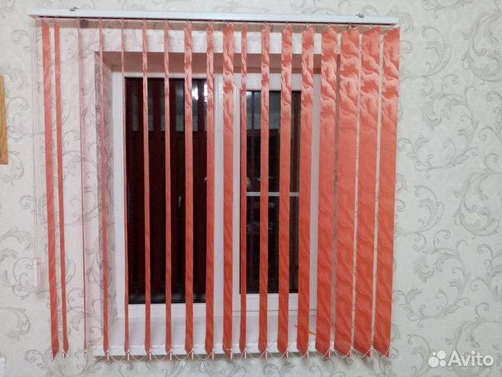 Жалюзи на окно