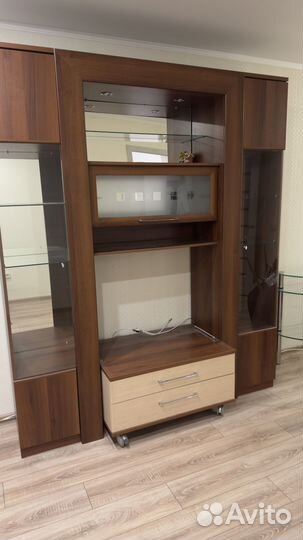 Стеклянный шкаф бу