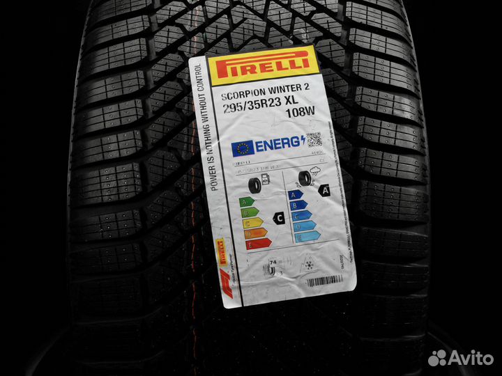 Pirelli Scorpion Winter 2 295/35 R23 99W