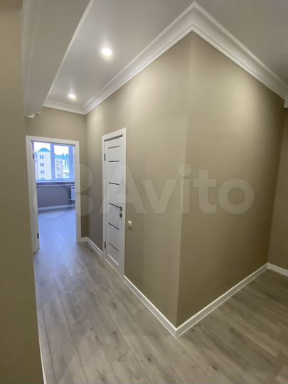 2-к. квартира, 64,3 м², 8/9 эт.