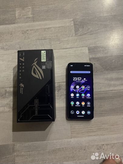 ASUS ROG Phone 7, 12/256 ГБ