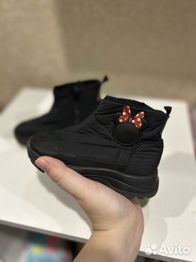 Ботинки для девочки