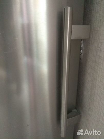 Холодильник Liebherr