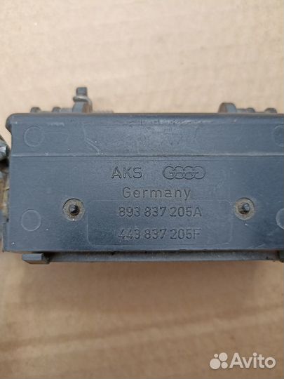 Ручка передней левой двери ауди 80 90 б3 б4