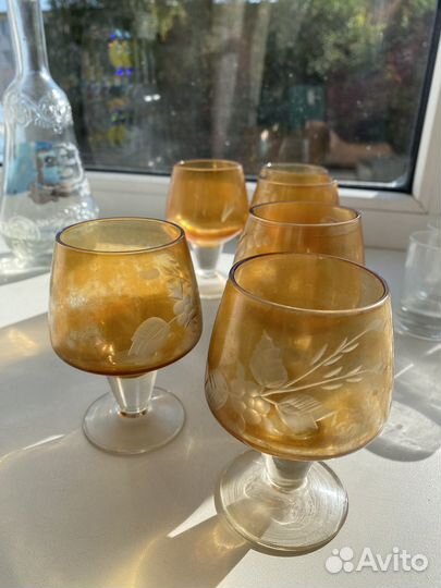 Вазы, рюмки, салатники