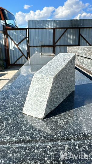 Подставки из гранита для наград