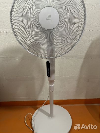 Вентилятор напольный