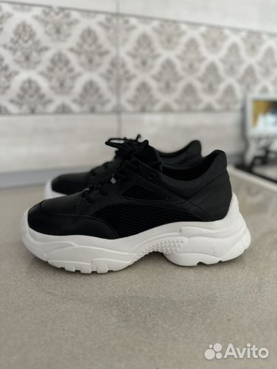 Кроссовки abricot