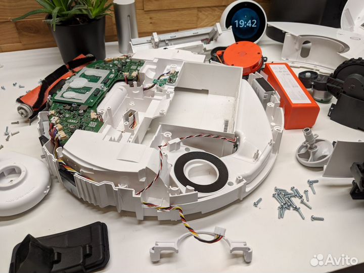 Ремонт роботов-пылесосов Dyson, LG, Xiaomi, Samsun