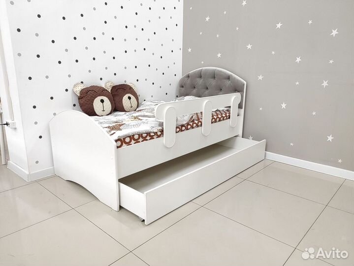 Кровать детская новая