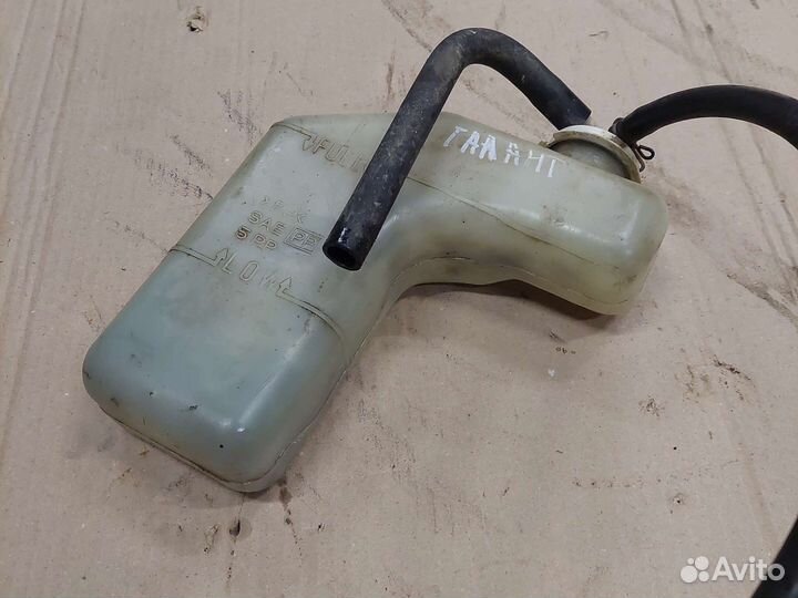 Бачок расширительный Mitsubishi Galant 8