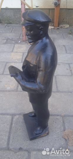Статуэтка Ленин в полный рост