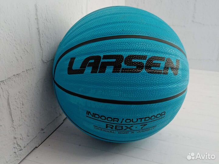 Баскетбольный мяч