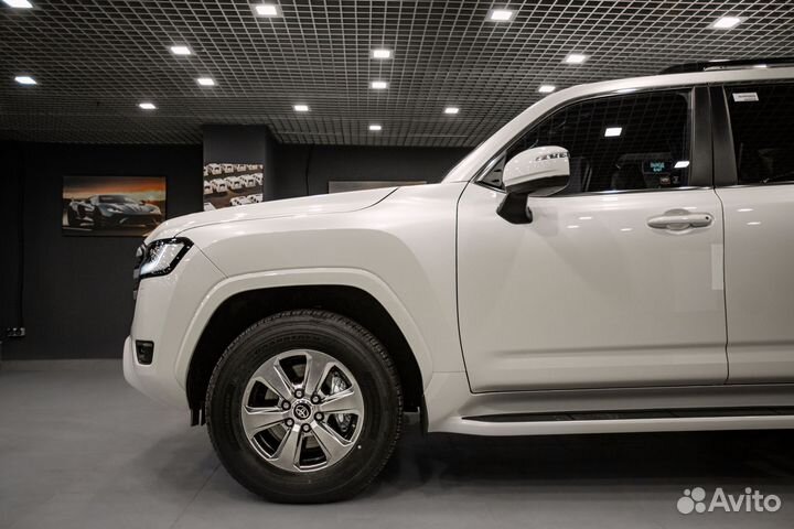 Toyota Land Cruiser 3.5 AT, 2023, 99 км
