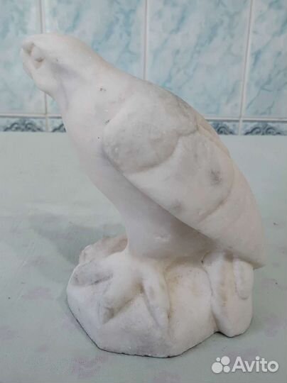 Мраморная статуэтка 