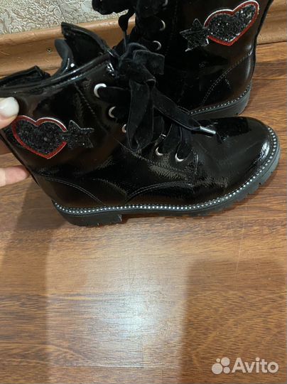 Ботинки демисезонные для девочки 32 размер новый