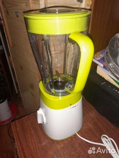 Блендер с чашей vitek