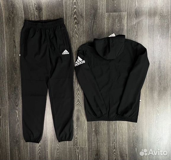 Спортивный костюм adidas (на флисе)