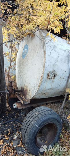 Бочка (ёмкость) на колесах