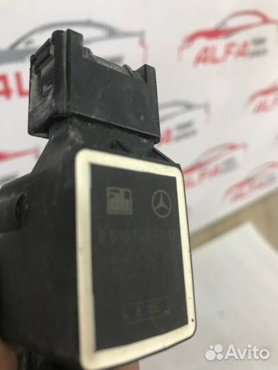 Датчик положения кузова Mercedes A2105427717