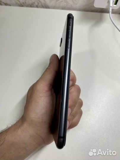 iPhone 8 Plus, 64 ГБ