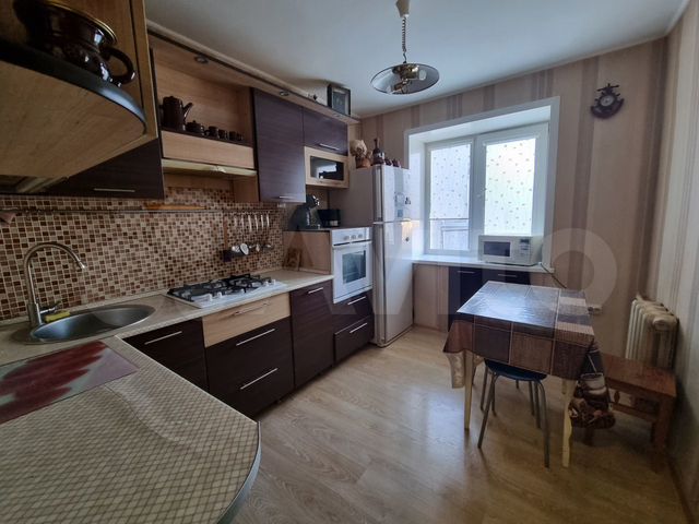 4-к. квартира, 70,8 м², 5/5 эт.