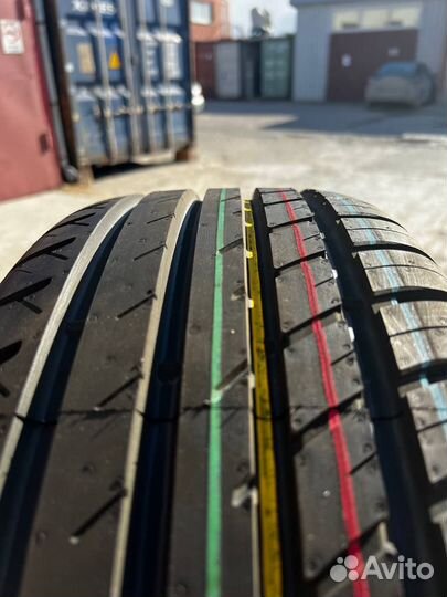 Viatti Strada Asimmetrico V-130 215/60 R16 95V