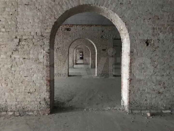 Здание, 3550 м²