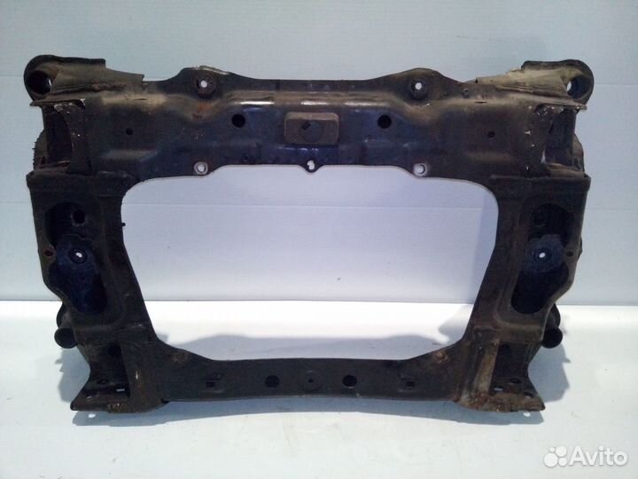 Балка подмоторная Mercedes-Benz E-Class