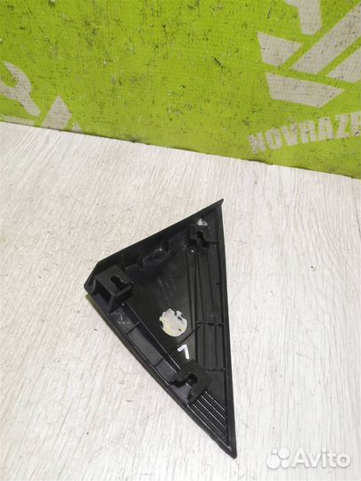 Накладка (кузов наружные) Хендай i30 12-17