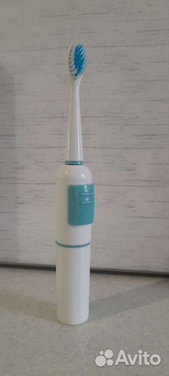 Электронная зубная щетка Philips