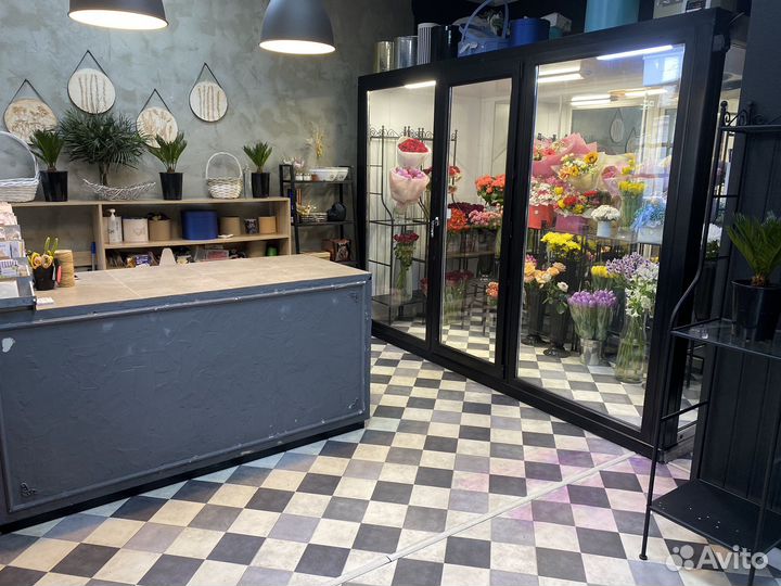 Готовый бизнес цветочный магазин