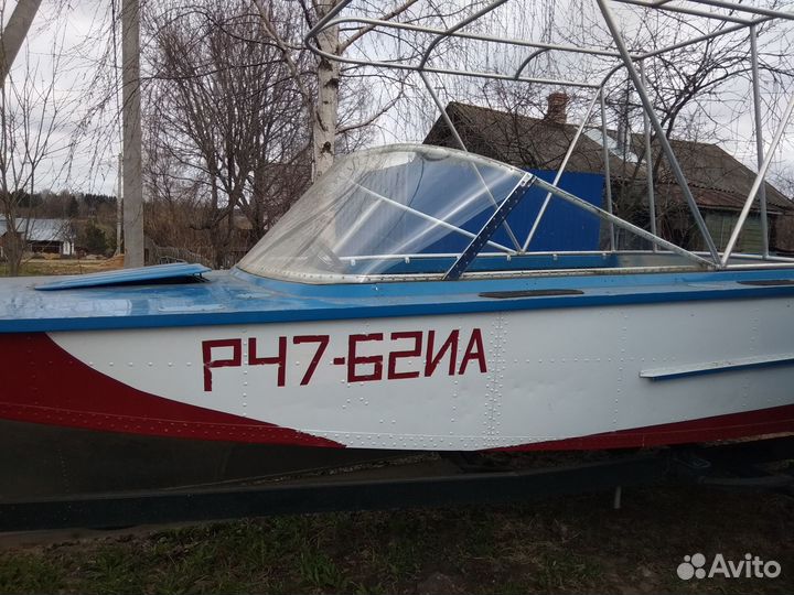 Моторная лодка
