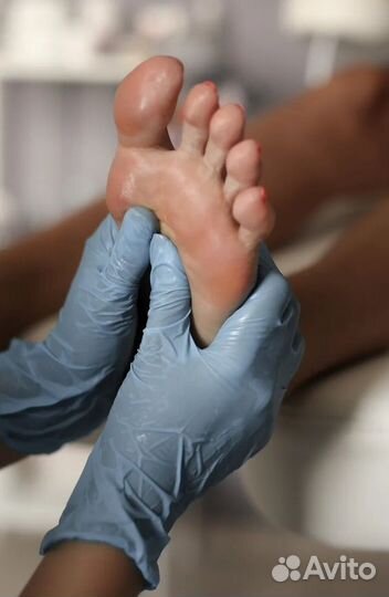 Модель на маникюр и педикюр