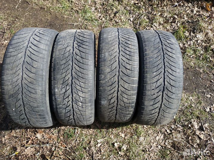 Gripmax Stature 235/45 R18