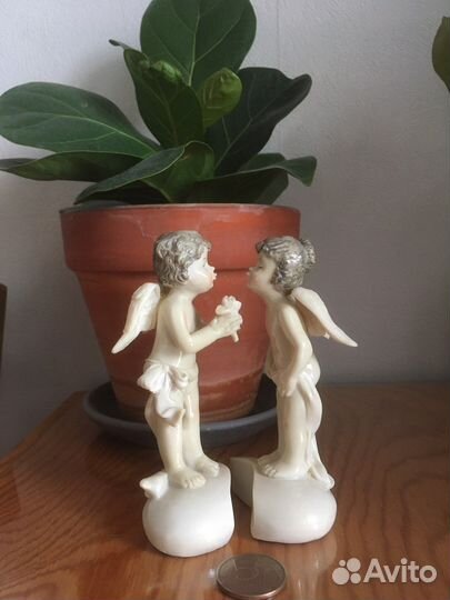 Ангел статуэтки