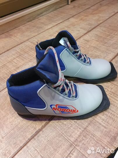 Лыжи беговые детские 150 с ботинками