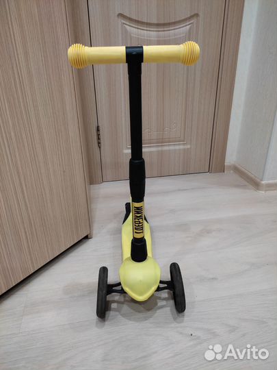 Самокат детский трехколесный бу