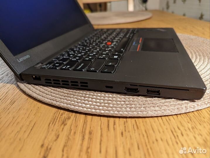 Ноутбук Lenovo ThinkPad x270 i5/8gb/128gb