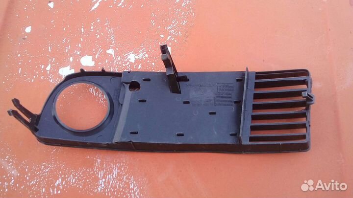 Решотка бампера правая ауди а 6 с 5 до рестайл