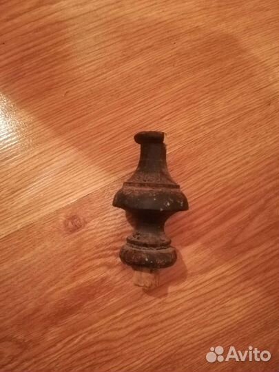 Зеркало старинное в деревянной резной раме