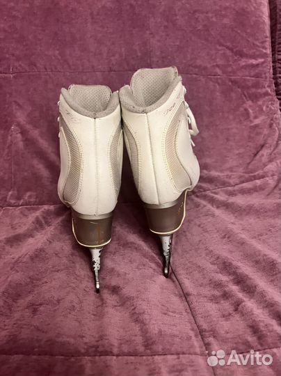 Коньки Edea Flу