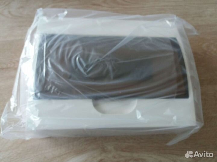 Щиток распределительный DEKraft на 12 модулей