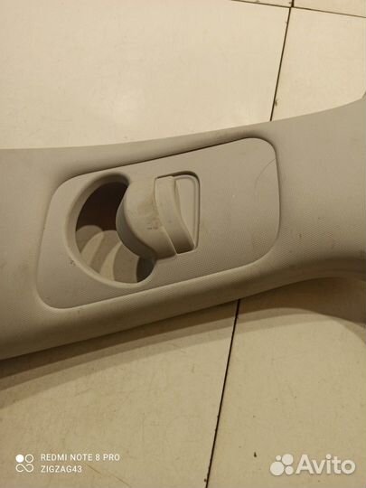 Обшивка центральной стойки (левая) (Kia K5 III)